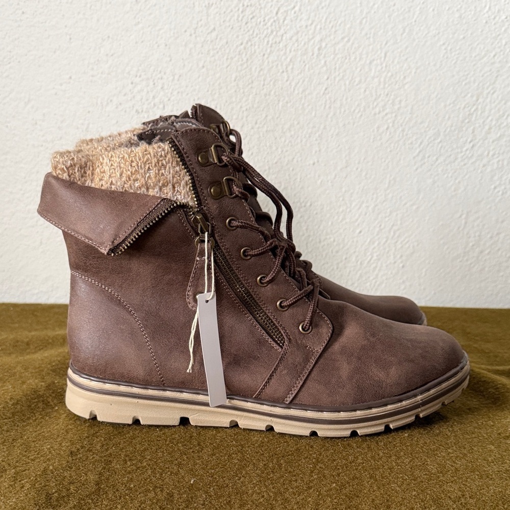 NWT Cliffs By White Mountain Hanson Bootie Womens 10 - Picture 2 of 6